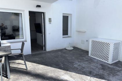 a251b197c11f7dc5b6d9c78f3e79840a - 2