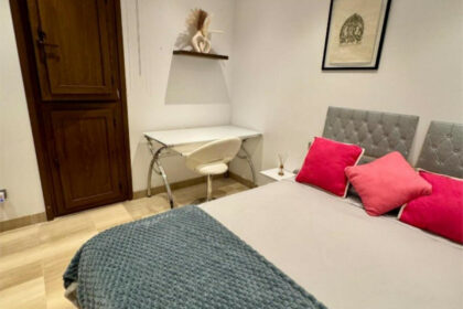 a25e81c2640b4f81c7580765a1ac6172 - 16