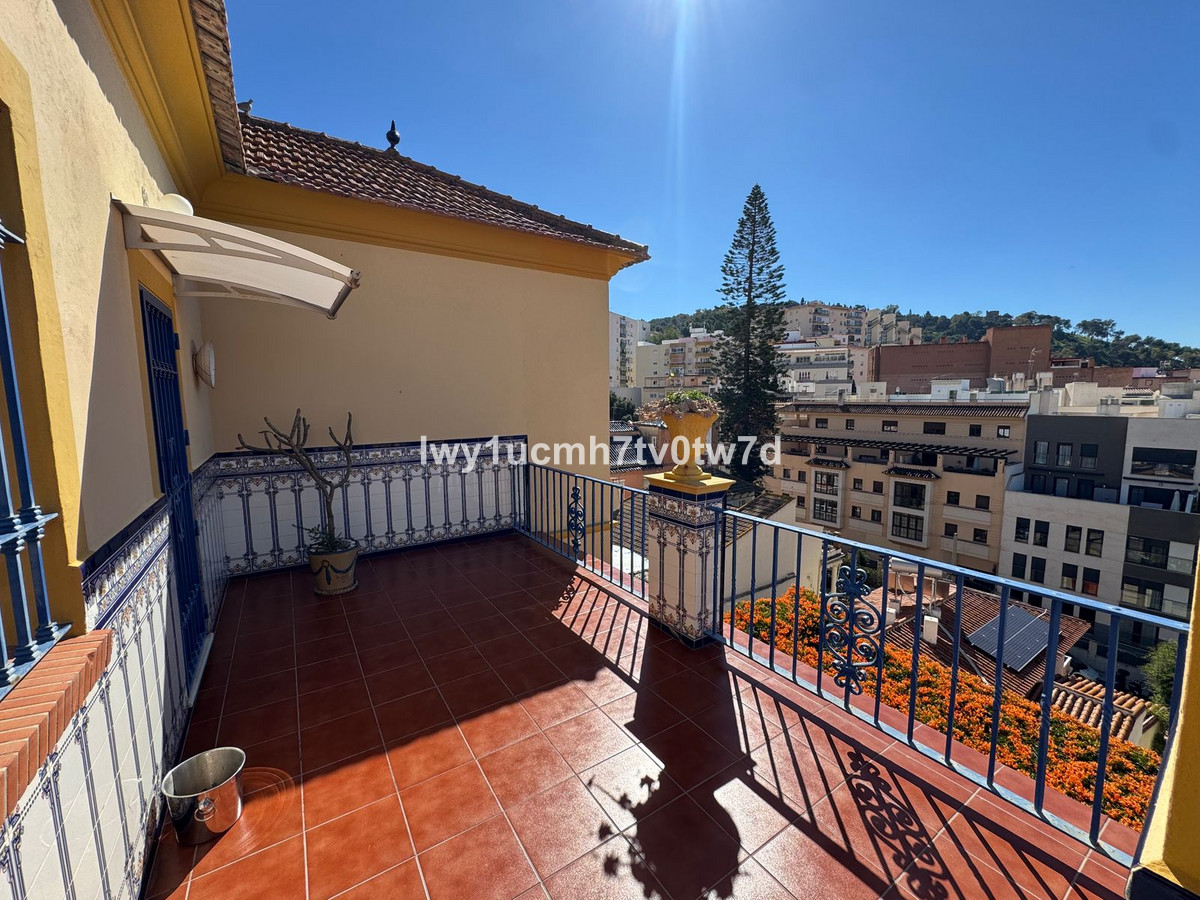 a280f2d48d8477a59a8d6cb0310255af - 16