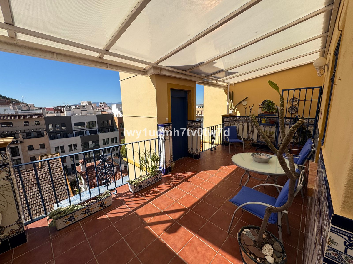 a280f2d48d8477a59a8d6cb0310255af - 17