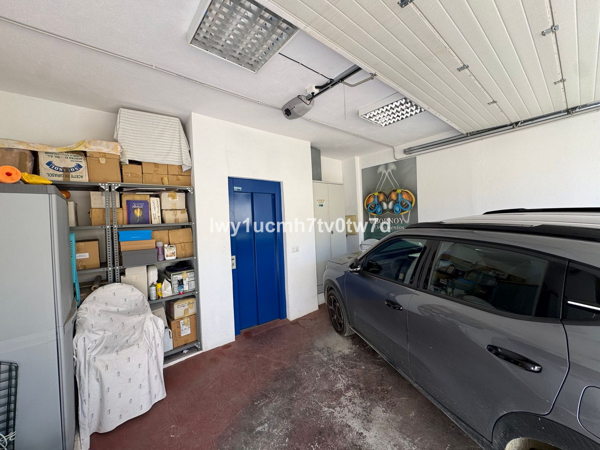 a280f2d48d8477a59a8d6cb0310255af - 19