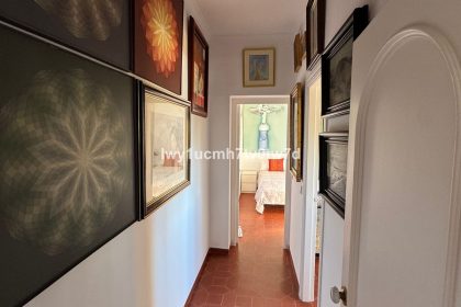 a280f2d48d8477a59a8d6cb0310255af - 24