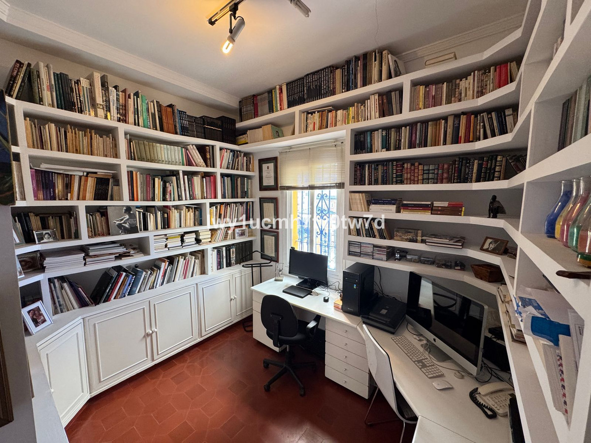 a280f2d48d8477a59a8d6cb0310255af - 29