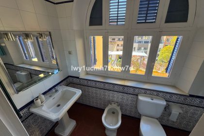 a280f2d48d8477a59a8d6cb0310255af - 36