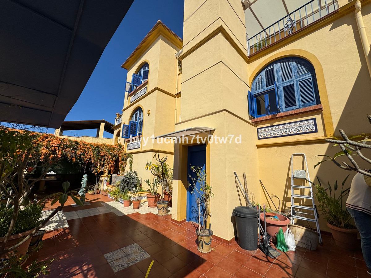 a280f2d48d8477a59a8d6cb0310255af - 42