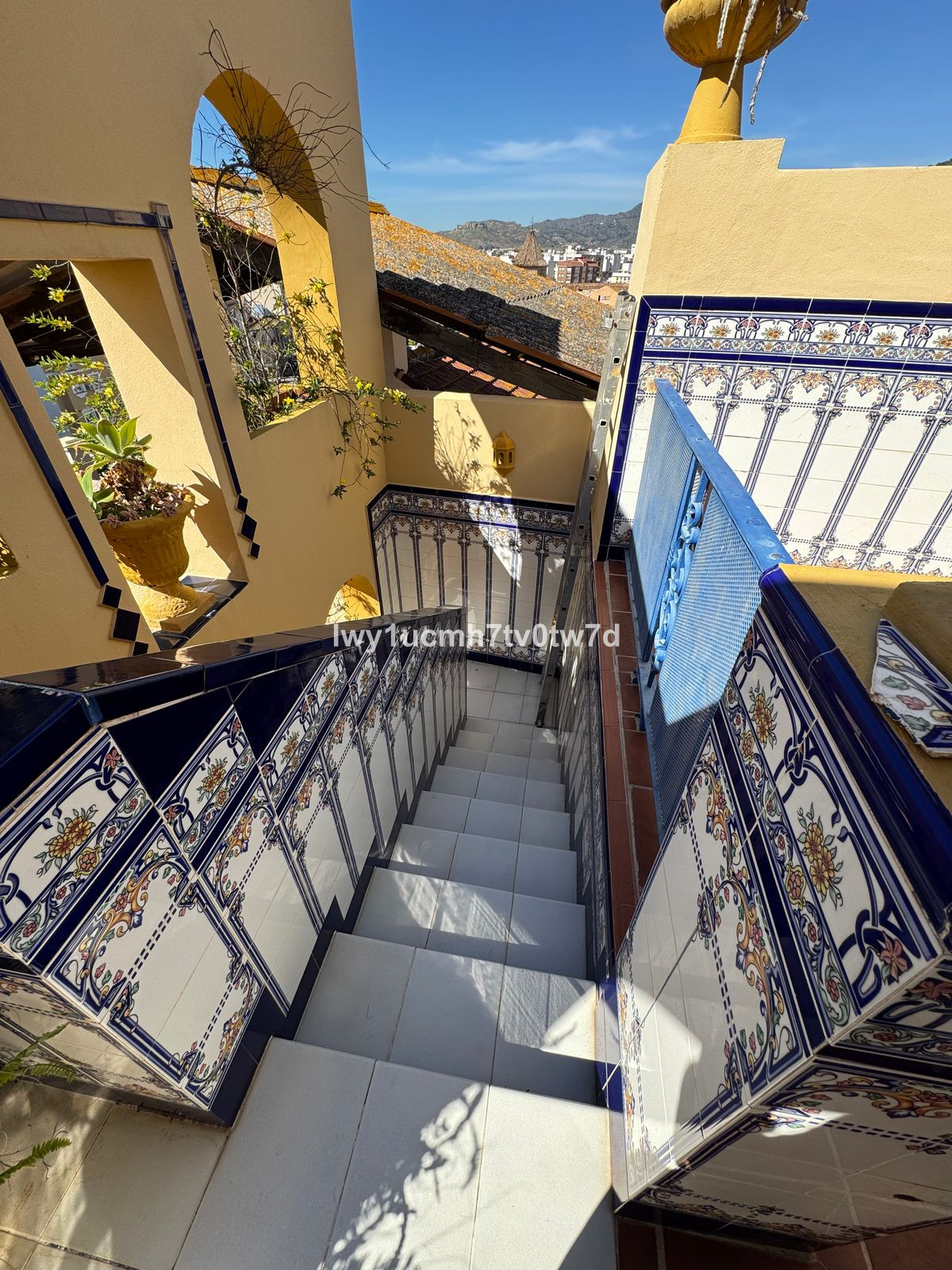 a280f2d48d8477a59a8d6cb0310255af - 7