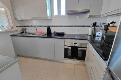 a2e57dba4b2a48e7cba61ea5f44b1265 - 14