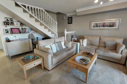 a2e57dba4b2a48e7cba61ea5f44b1265 - 2