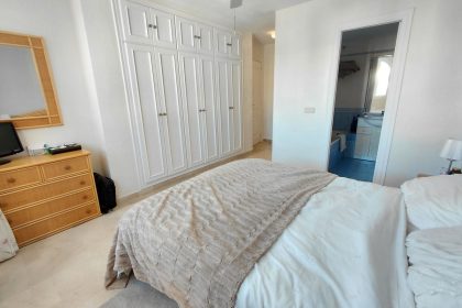 a2e57dba4b2a48e7cba61ea5f44b1265 - 24