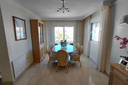 a2e57dba4b2a48e7cba61ea5f44b1265 - 4