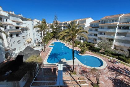 a2e57dba4b2a48e7cba61ea5f44b1265 - 43