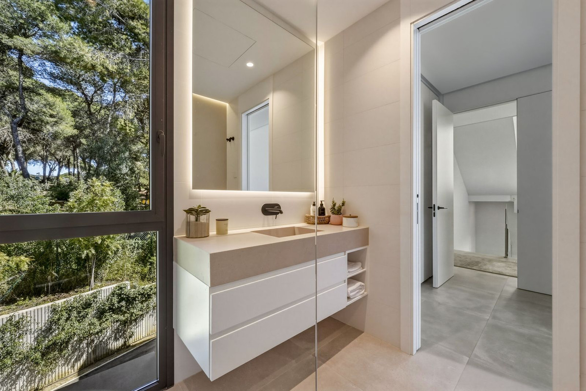 a2f50a0b09be85e0164a21ee2bd521e2 - 24