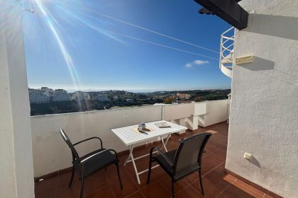 a30b4e3e00d6fe4bb9c5ad4a7560fdc2 - 13