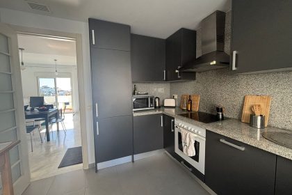 a30b4e3e00d6fe4bb9c5ad4a7560fdc2 - 8