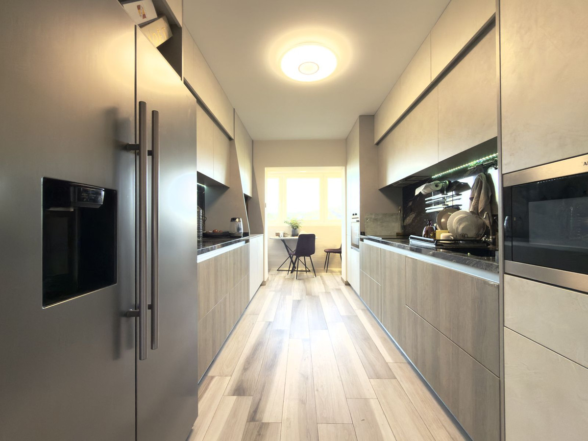 a337baedc753cd829c49a83355dd3239 - 32