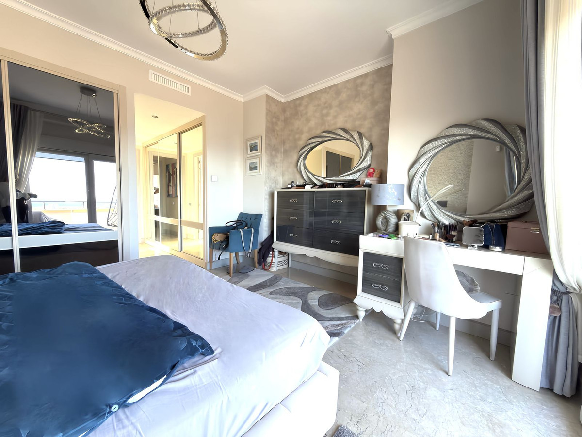 a337baedc753cd829c49a83355dd3239 - 44