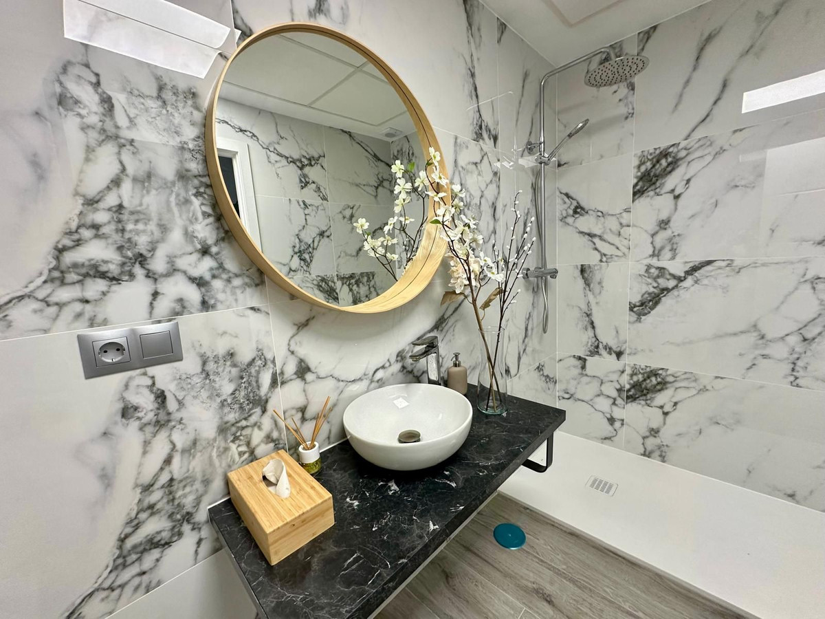 a34e5860720b4709b2f474dfa24117cf - 15