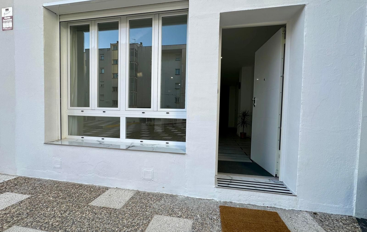 a34e5860720b4709b2f474dfa24117cf - 23