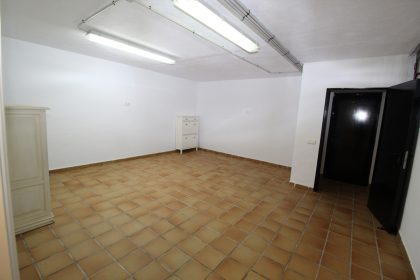 a43e3de4788141cbe6d4b8ac604ec7c9 - 23