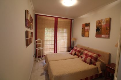 a43e3de4788141cbe6d4b8ac604ec7c9 - 37