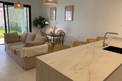 a48b20fd4a14d12977908b58afd09472 - 1