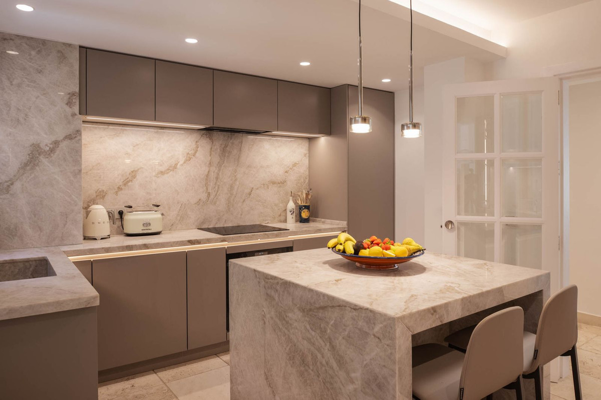 a4918437b28ea6ce89c1486f95417210 - 2