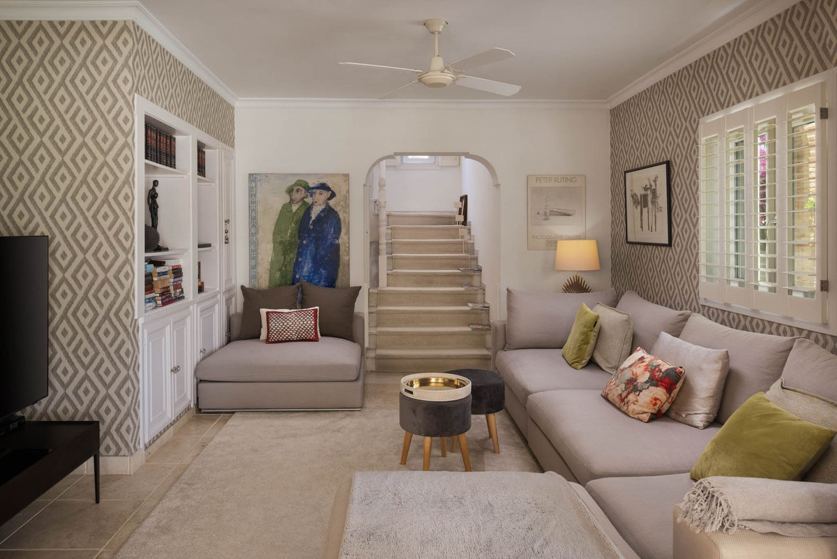 a4918437b28ea6ce89c1486f95417210 - 9