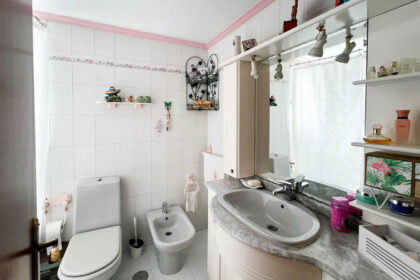 a563cfddaf8ee33bbeb626af006c9119 - 16