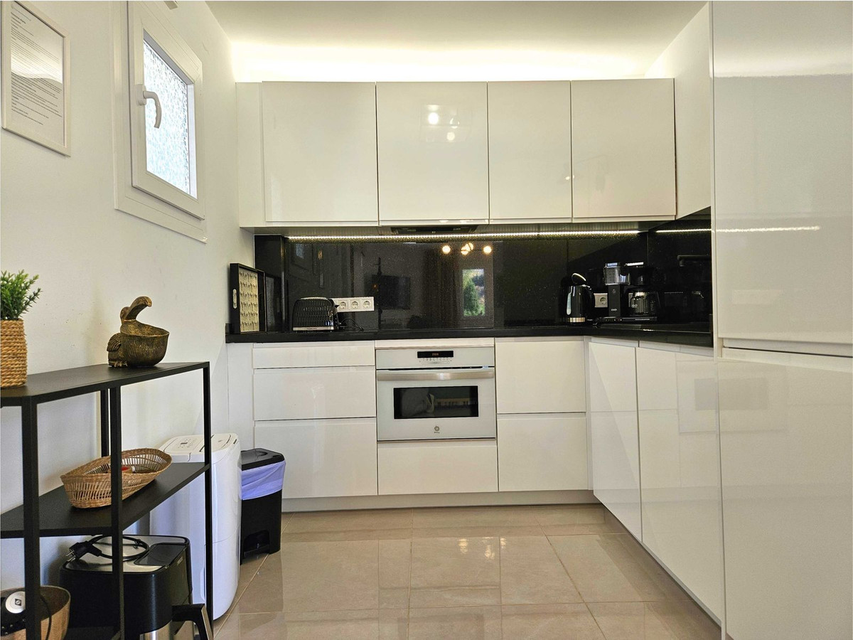 a611a40c01cd83cb04d5d8a0f081a62f - 2