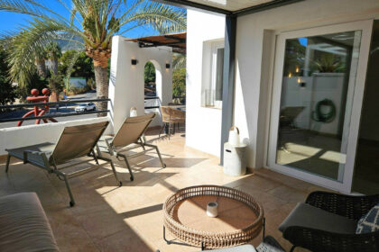 a611a40c01cd83cb04d5d8a0f081a62f - 9