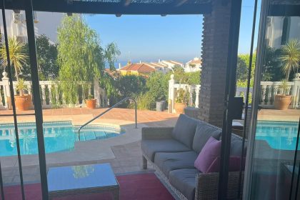 a6a72f847c282d3043fe5c77964cedad - 10