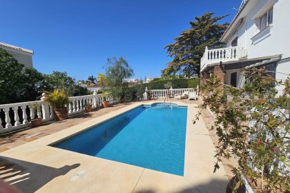 a6a72f847c282d3043fe5c77964cedad - 35