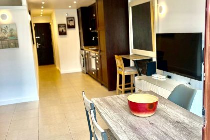 a6b8faabb440d830979004276ba159f3 - 10