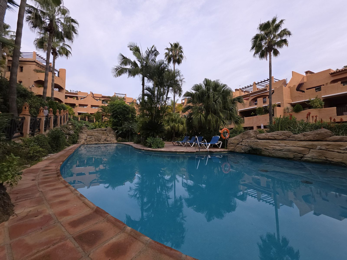 a6f4030451526de673897ee193bec1da - 29