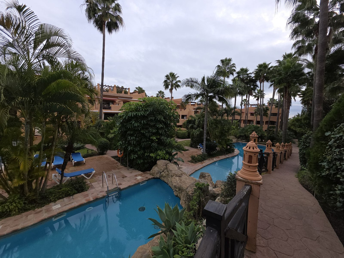 a6f4030451526de673897ee193bec1da - 31