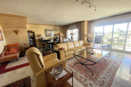 a7aebc88943971a98bd96864b7032d5c - 18