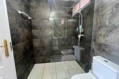 a7aebc88943971a98bd96864b7032d5c - 47