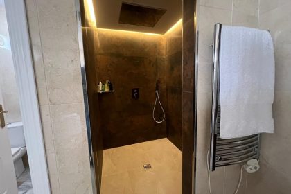 a7aebc88943971a98bd96864b7032d5c - 53