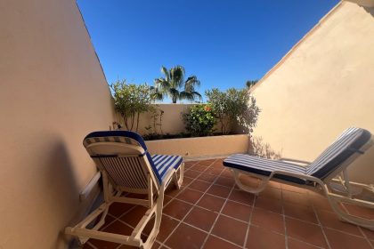 a7aebc88943971a98bd96864b7032d5c - 9