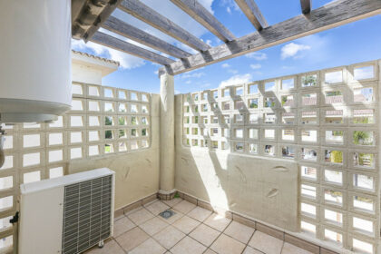 a7e8b0626b5ea2df321c66d464559022 - 12