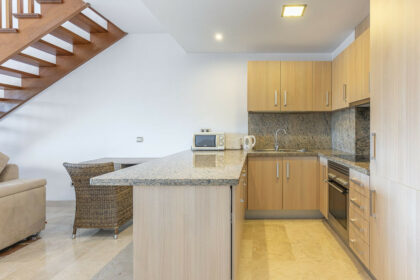 a7e8b0626b5ea2df321c66d464559022 - 16