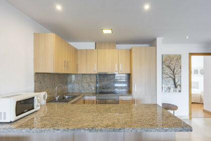 a7e8b0626b5ea2df321c66d464559022 - 18