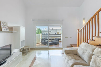 a7e8b0626b5ea2df321c66d464559022 - 24