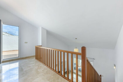 a7e8b0626b5ea2df321c66d464559022 - 8