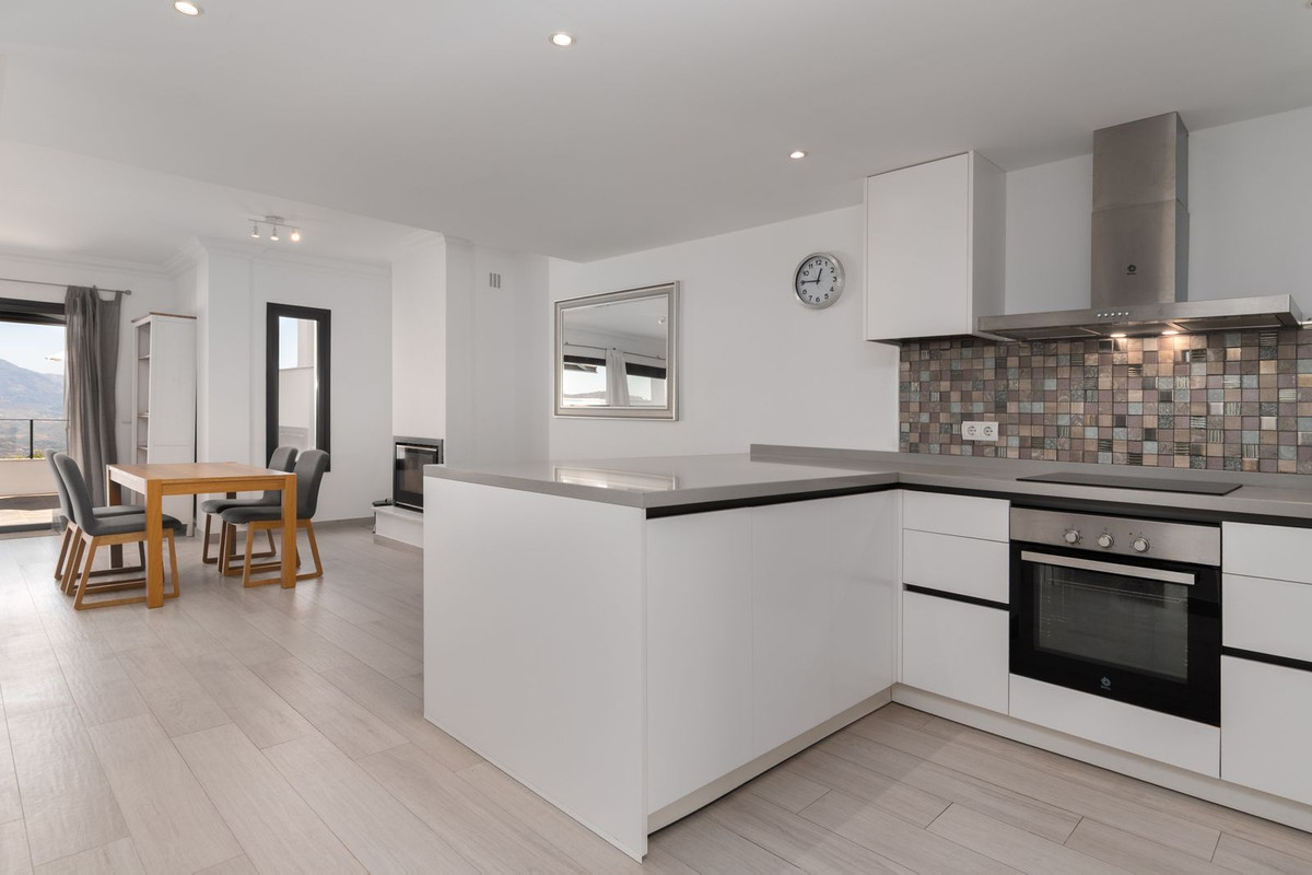 a809cbe479ef2e9ddfbb3c881a600c58 - 22