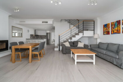 a809cbe479ef2e9ddfbb3c881a600c58 - 28