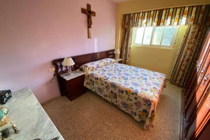 a81fd48605fb48d9f4a9d9cc946a8481 - 17