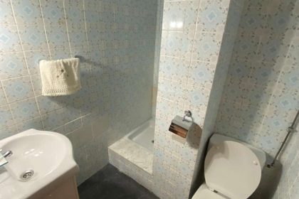 a81fd48605fb48d9f4a9d9cc946a8481 - 9