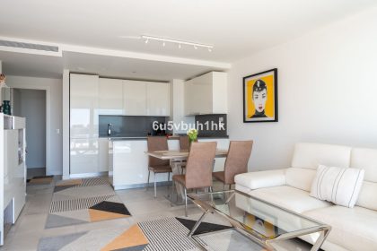 a84aafba582c4e96ca65d1292fad2806 - 10