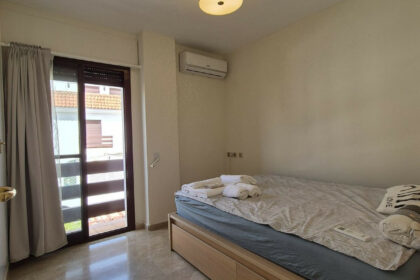 a8c05fa5bf11040d702e3a379500a35b - 11